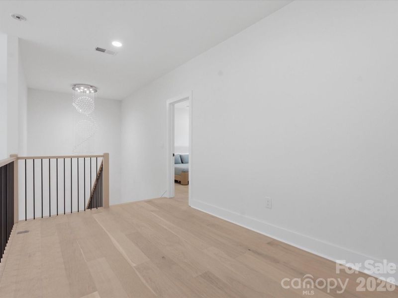 Spacious, unfurnished interior of a new home in , Monroe (Image 23).