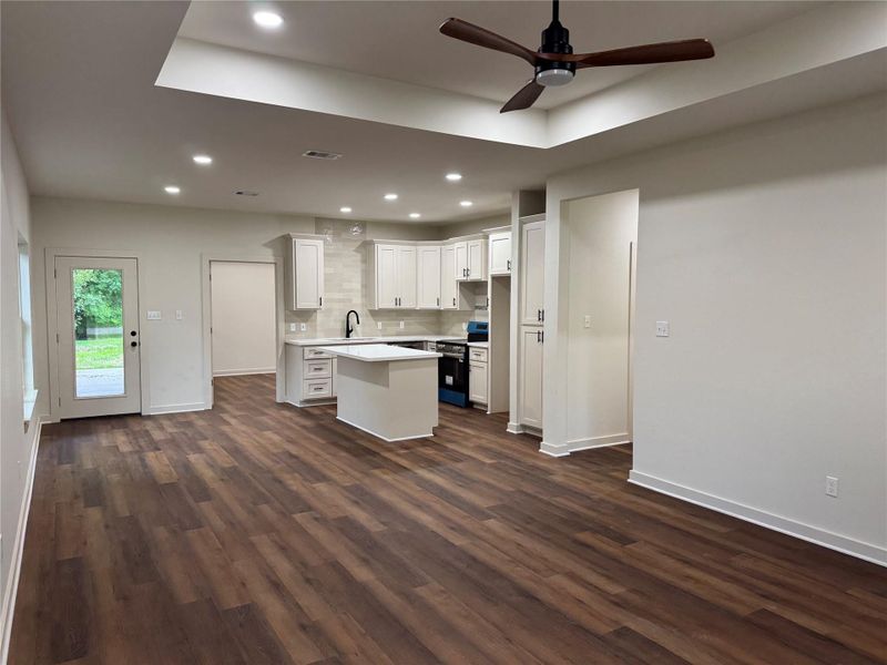 Spacious, unfurnished interior of a new home in , Port Neches (Image 15). Spacious, unfurnished interior of a new home in , Port Neches (Image 15).