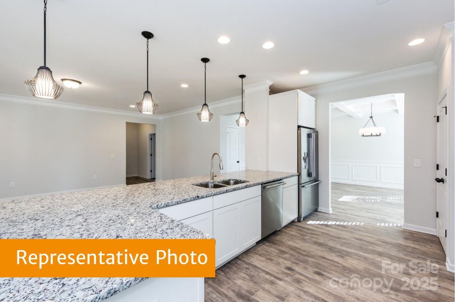 Image 11 of a home in Cedar Meadows.