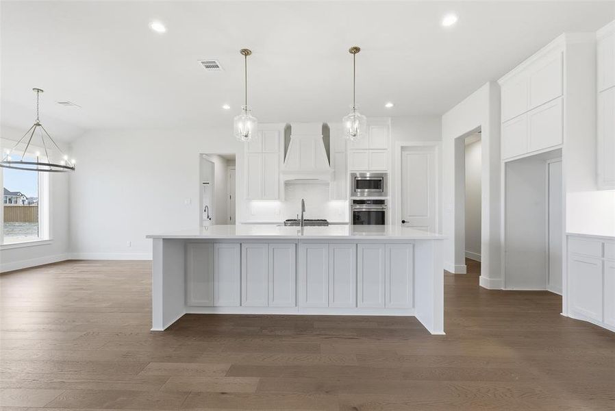 Furnished interior view inside a new home in Aledo Heights - Aledo ISD, Aledo (Image 5).
