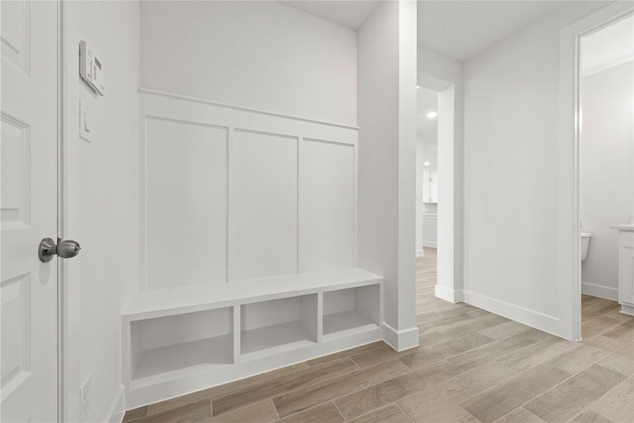 Spacious, unfurnished interior of a new home in Everly, Hockley (Image 16).