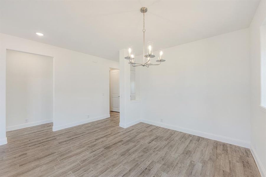 Spacious, unfurnished interior of a new home in Hampton Park, Glenn Heights (Image 18).
