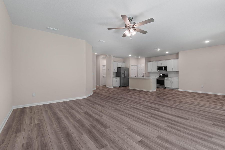 9-web-or-mls-46 Poplar-9
