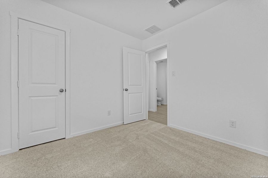 Spacious, unfurnished interior of a new home in Hidden Oasis, San Antonio (Image 17). Spacious, unfurnished interior of a new home in Hidden Oasis, San Antonio (Image 17).