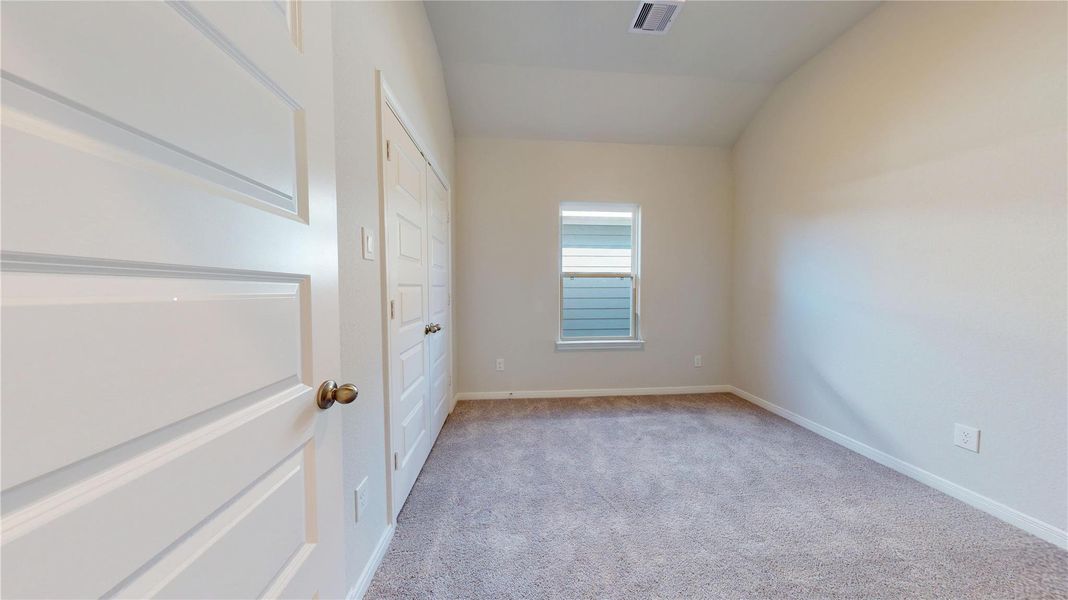 Spacious, unfurnished interior of a new home in East Gate Villas, Willis (Image 17).