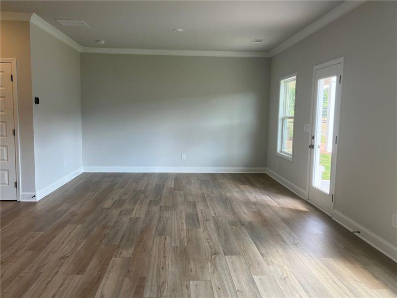 Spacious, unfurnished interior of a new home in Crofton Place Enclave, Snellville (Image 18).