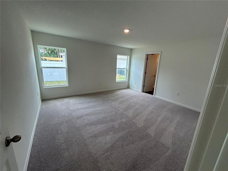 Spacious, unfurnished interior of a new home in Palm Coast, Palm Coast (Image 9).