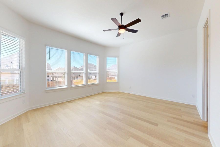 Spacious, unfurnished interior of a new home in Heritage, Dripping Springs (Image 27). Spacious, unfurnished interior of a new home in Heritage, Dripping Springs (Image 27).