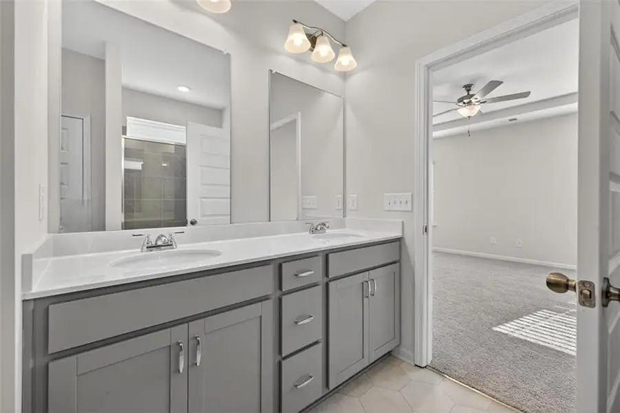 Furnished interior view inside a new home in Garrett Preserve, Douglasville (Image 8).
