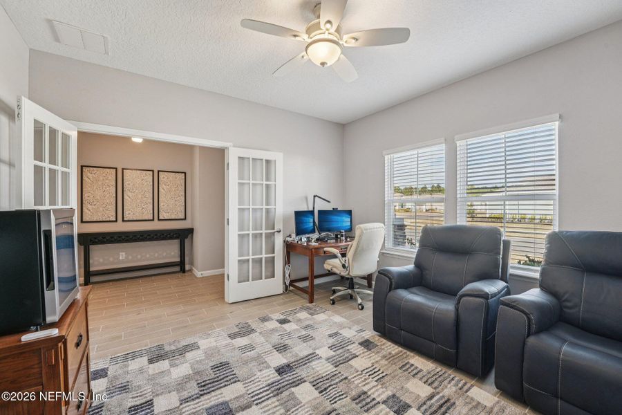 Furnished interior view inside a new home in , Yulee (Image 16).