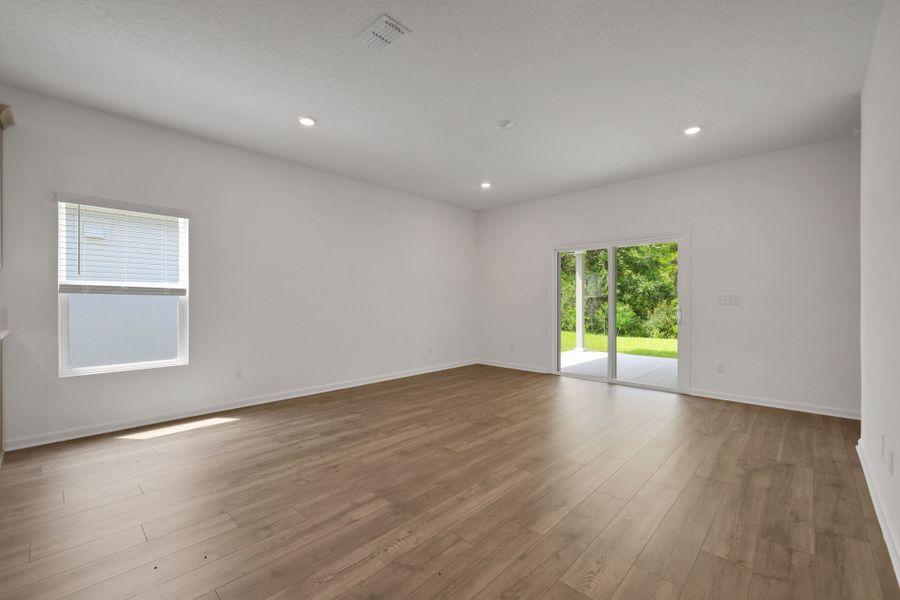 2,286sf New Home in Jacksonville, FL.  - Slide 21