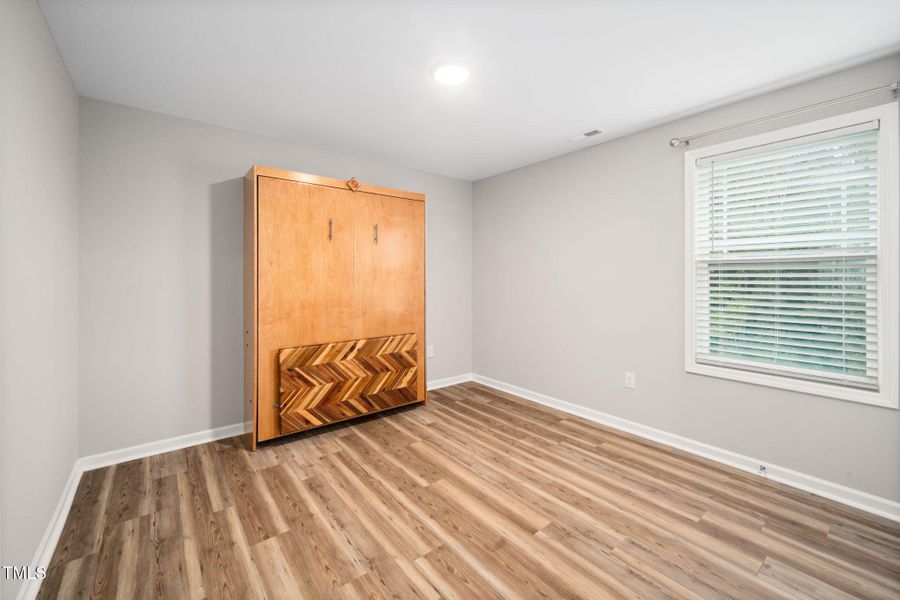 24-web-or-mls-20 Ava (54 of 120) 24-web-or-mls-20 Ava (54 of 120)