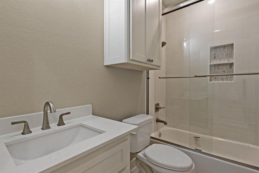 Image 36 of a home in . Image 36 of a home in .