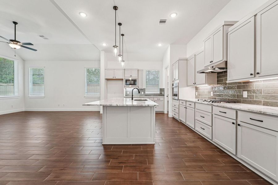 Furnished interior view inside a new home in Kresston, Montgomery (Image 14).
