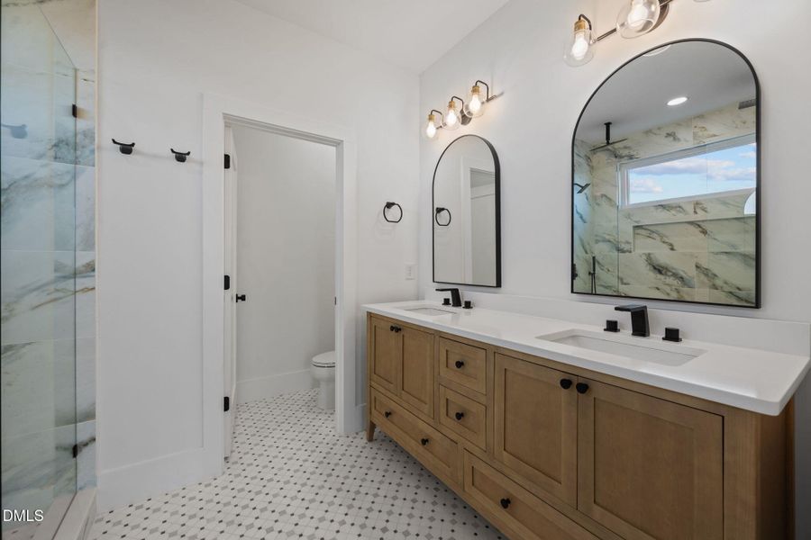 54-web-or-mls-_RAD7581