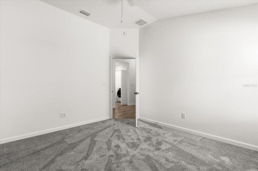 Spacious, unfurnished interior of a new home in , The Villages (Image 15).