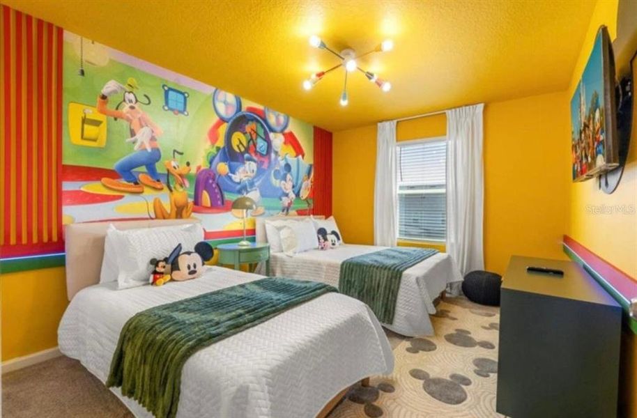 Furnished interior view inside a new home in , Kissimmee (Image 28).