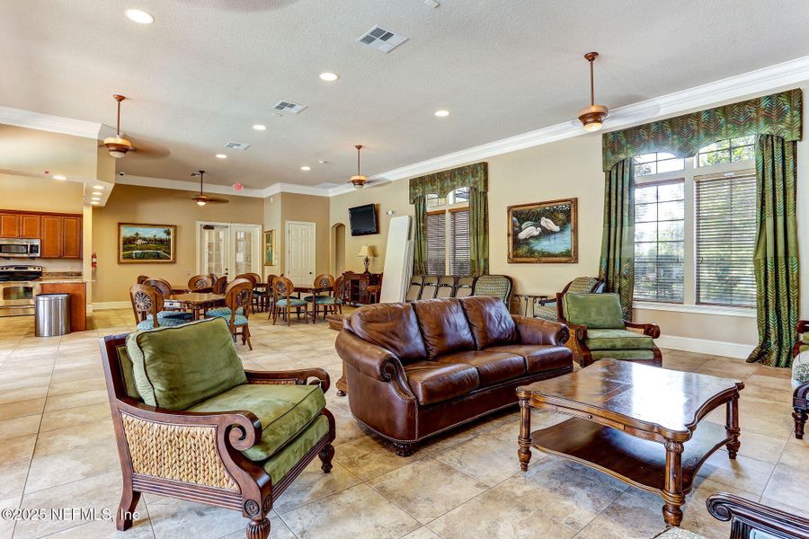 Image 64 of a home in River Glen. Image 64 of a home in River Glen.