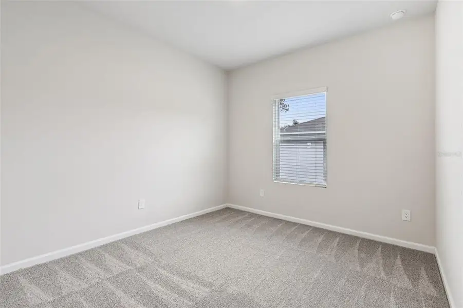 Spacious, unfurnished interior of a new home in , Palm Coast (Image 30).