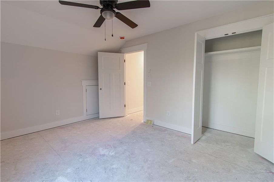 Image 33 of a home in . Image 33 of a home in .