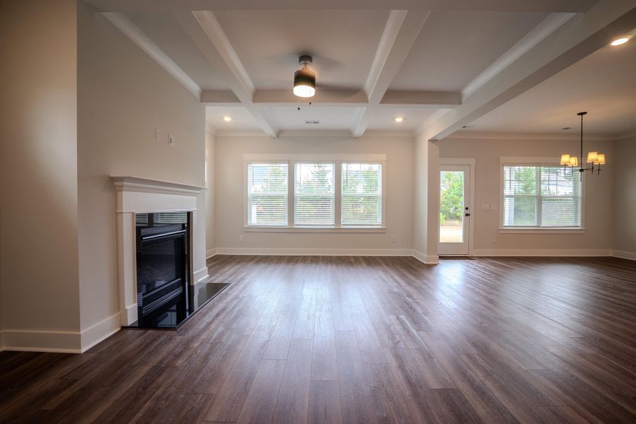 Spacious, unfurnished interior of a new home in Hewing Farms, Summerville (Image 22).