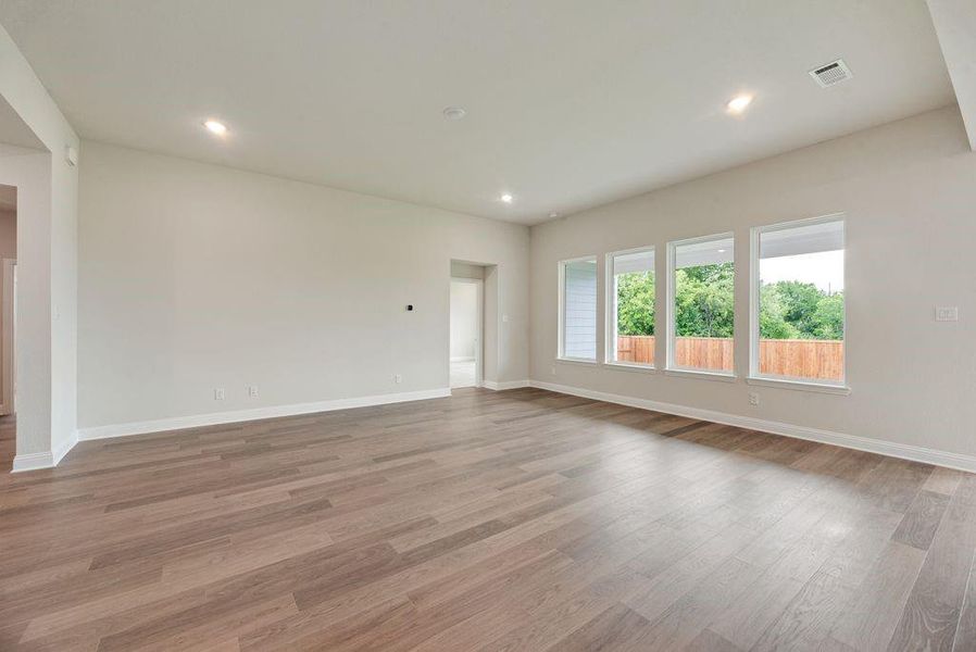 Spacious, unfurnished interior of a new home in Creekside of Crowley, Crowley (Image 29).