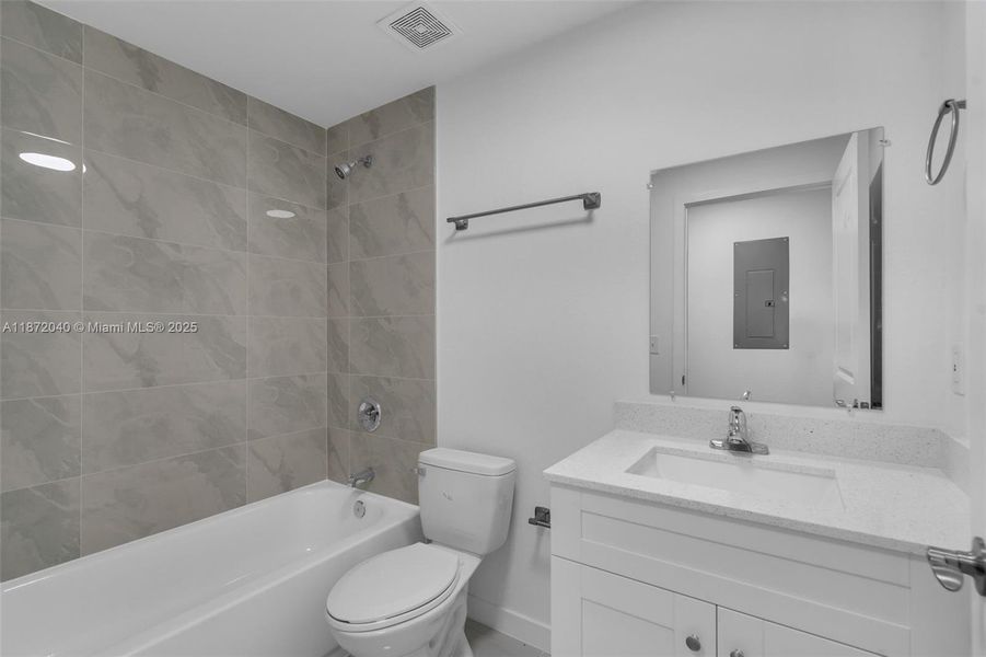 Furnished interior view inside a new home in , Miami Gardens (Image 4).