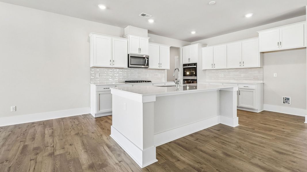 Furnished interior view inside a new home in Shell Pointe, Gilbert (Image 8).