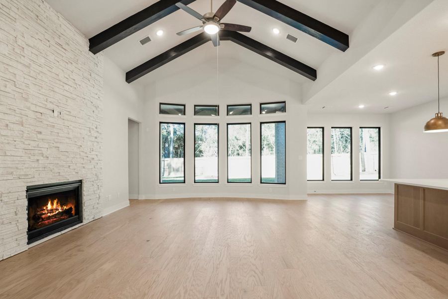 Spacious, unfurnished interior of a new home in The Woodlands Hills, Willis (Image 16).