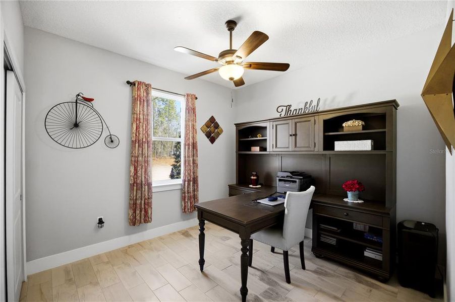 Furnished interior view inside a new home in , Ocala (Image 6).
