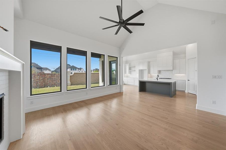 Spacious, unfurnished interior of a new home in Estates at Rockhill, Frisco (Image 33).