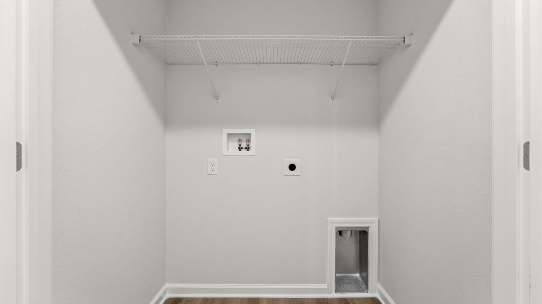 Spacious, unfurnished interior of a new home in Liberty, Panama City (Image 32).