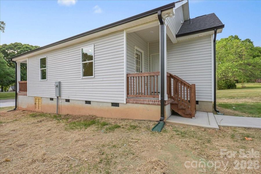 Exterior details and patio area of a home in , Statesville (Image 4).