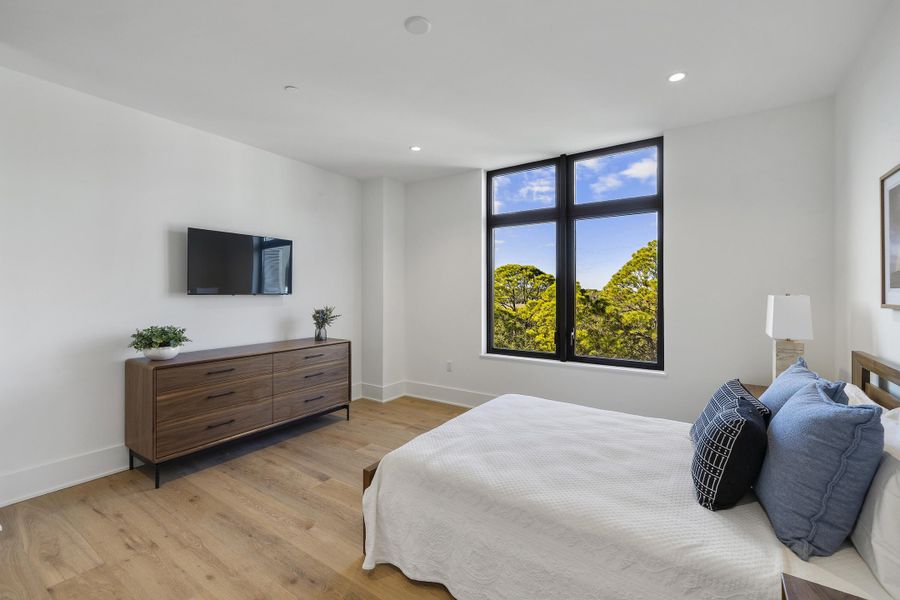 Furnished interior view inside a new home in , Kiawah Island (Image 6). Furnished interior view inside a new home in , Kiawah Island (Image 6).