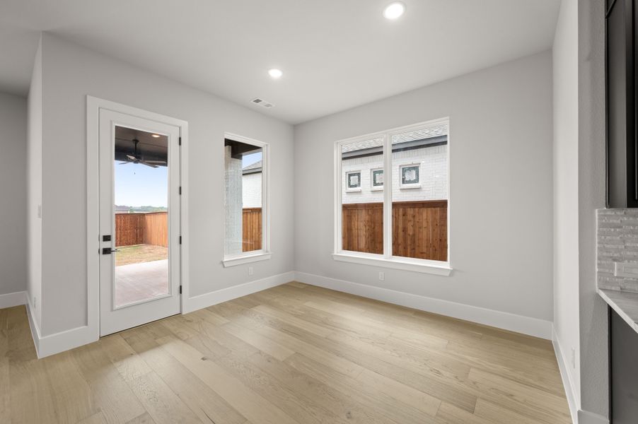 Representative unfurnished interior of a home built from the Aspen by Stonefield Homes in Rio Vista at Kelly Ranch, Aledo (Image 17).