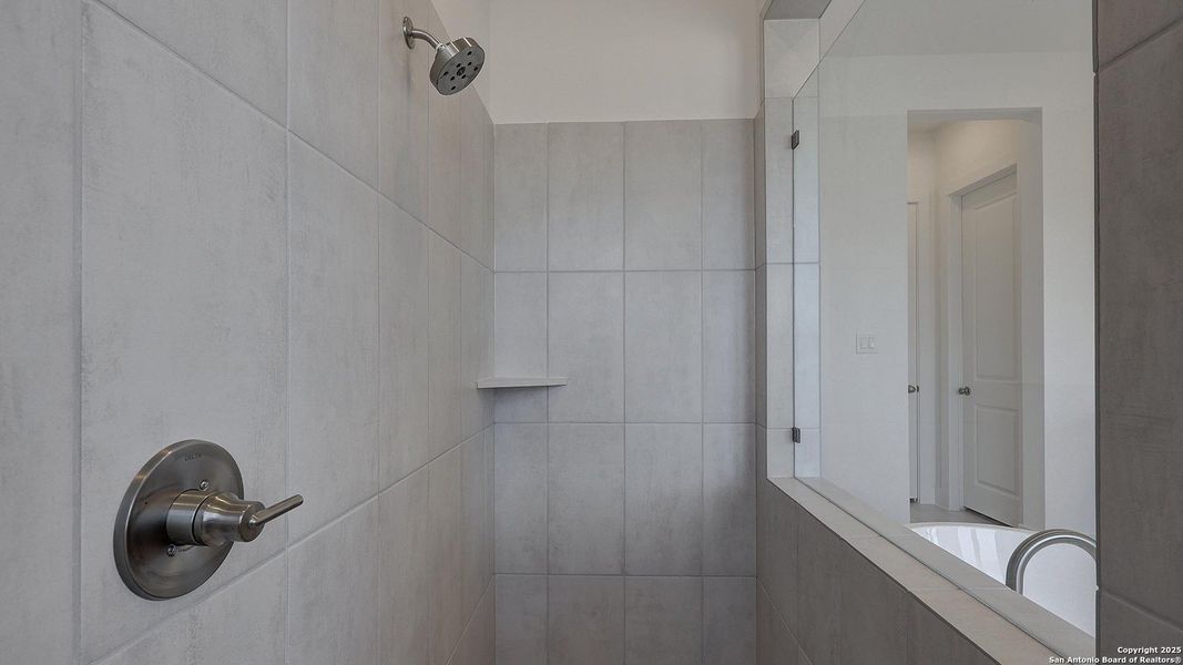 Image 28 of a home in Haby Hill 60'.