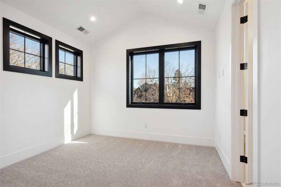 Spacious, unfurnished interior of a new home in , Denver (Image 21).