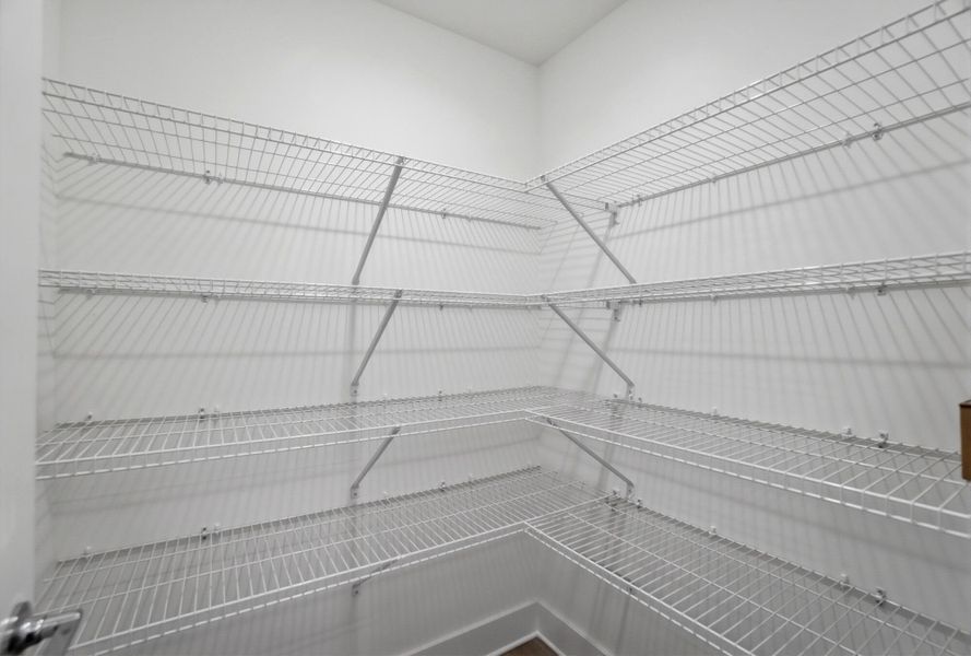 Spacious, unfurnished interior of a new home in Rone Creek, Waxhaw (Image 20).