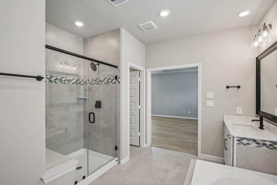 Furnished interior view inside a new home in Spring Brook Village - Luxe Series, Houston (Image 6). Furnished interior view inside a new home in Spring Brook Village - Luxe Series, Houston (Image 6).