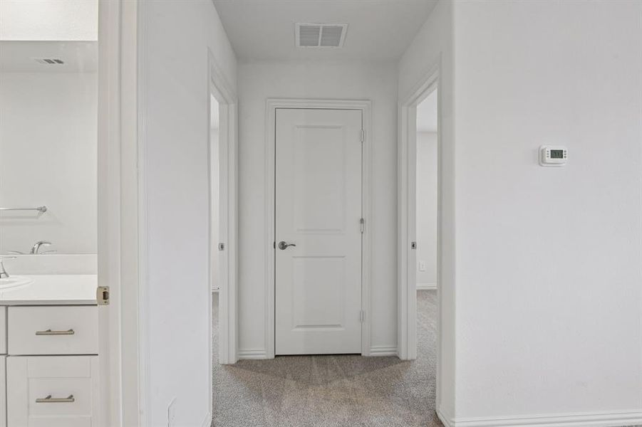 Spacious, unfurnished interior of a new home in Lakehaven - Spring Series, Farmersville (Image 30).