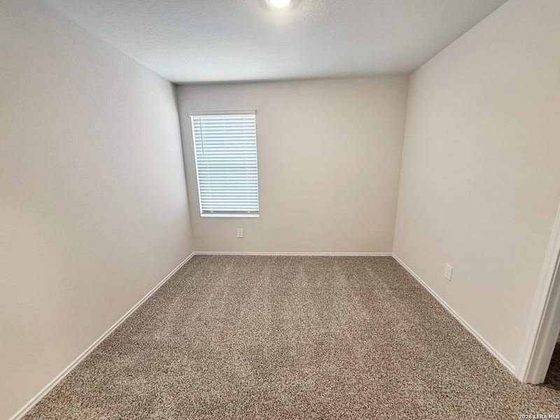 Spacious, unfurnished interior of a new home in Spring Valley, New Braunfels (Image 17).