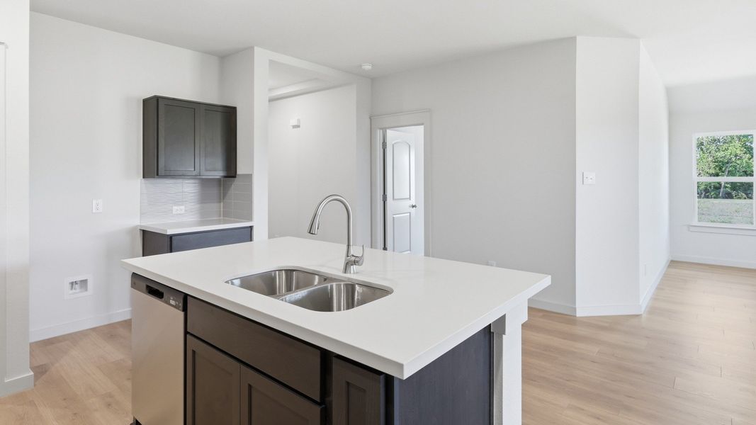 Furnished interior view inside a new home in Morningside, Farmersville (Image 29).