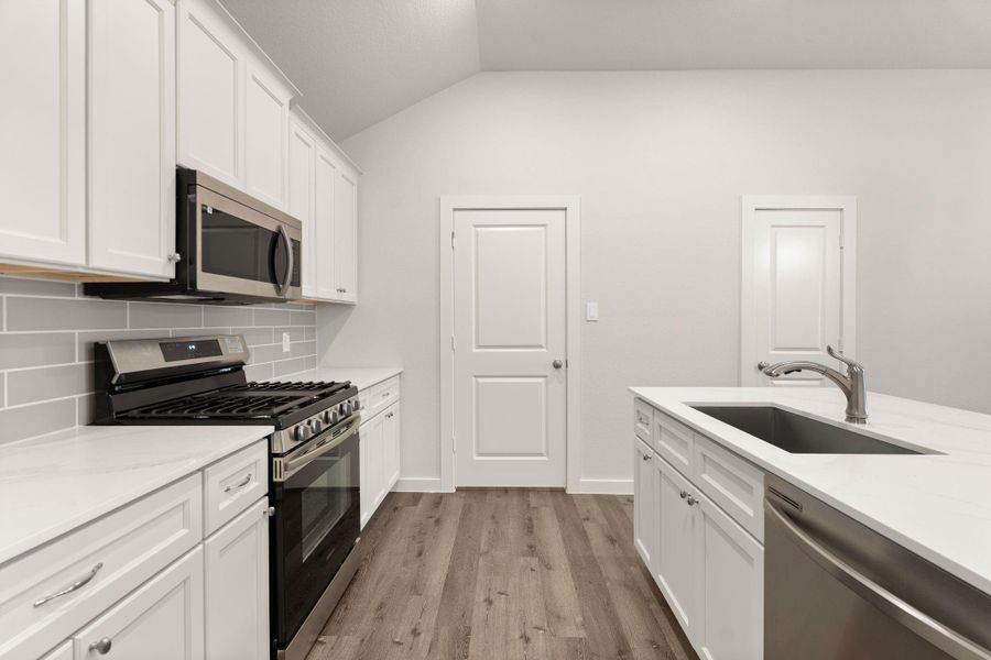 Furnished interior view inside a new home in Santa Fe, Cleveland (Image 9).