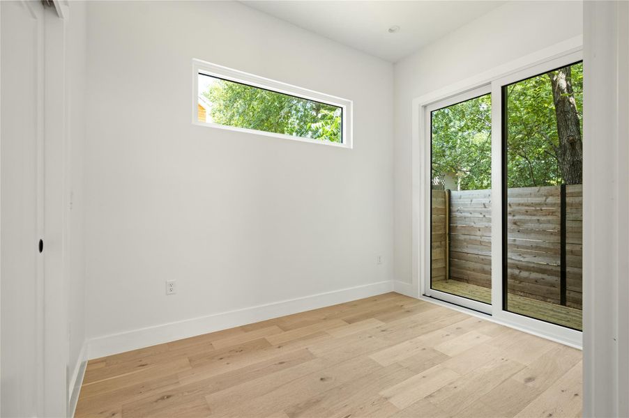 Spacious, unfurnished interior of a new home in , Austin (Image 14).