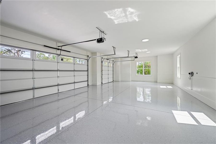 Spacious, unfurnished interior of a new home in , Loganville (Image 28). Spacious, unfurnished interior of a new home in , Loganville (Image 28).