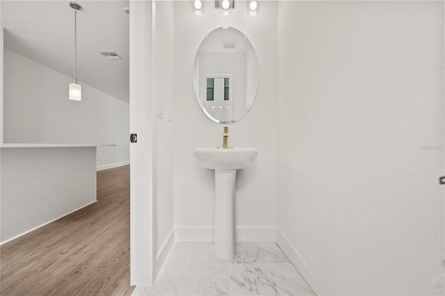 Image 37 of a home in Alante.