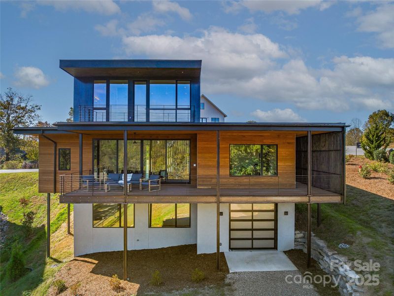 Image 42 of a home in .