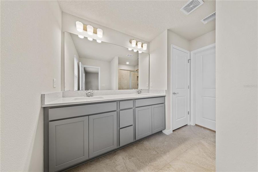 Furnished interior view inside a new home in EverBe, Orlando (Image 9).