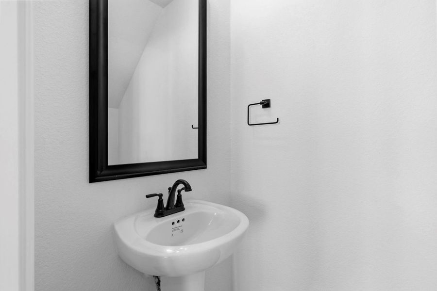 Close-up of interior finishes inside a home in Woodforest, Montgomery (Image 11).