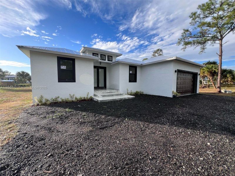 Image 27 of a home in . Image 27 of a home in .